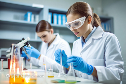 生物药理实验室研究人员的角色与任务